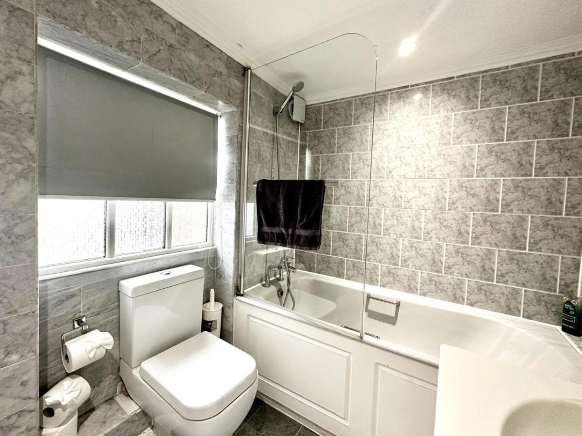 Serene Place In London City Centre Екстер'єр фото