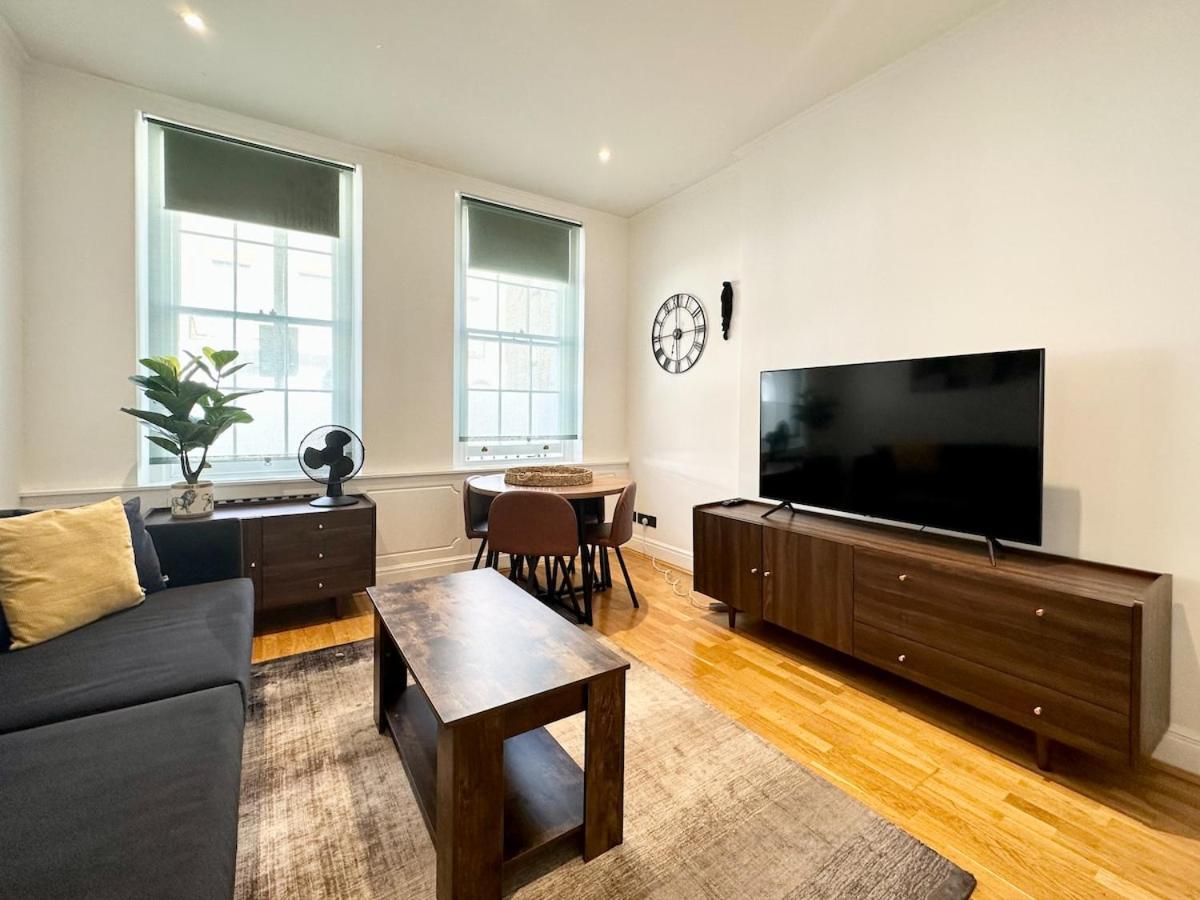 Serene Place In London City Centre Екстер'єр фото